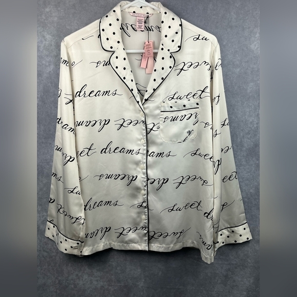 Victoria’s Secret  Soft Silky feel Pajama Button Down Top Size XS - Picture 2 of 11